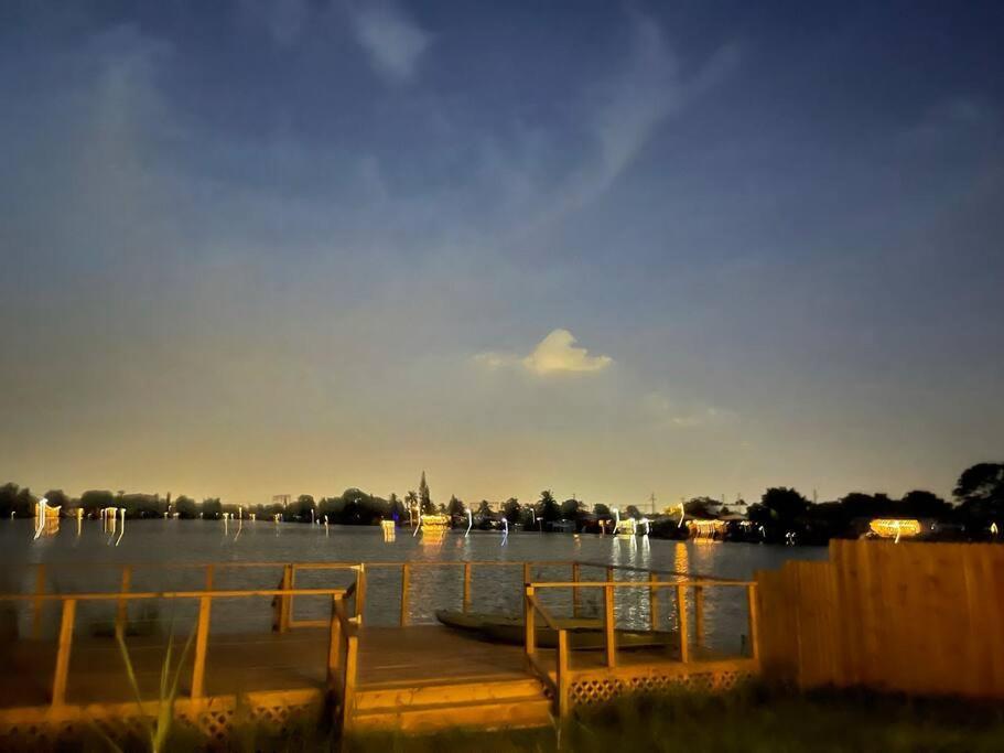 Supervilla - Lakefront - Sunsets, Kayaks, Grill Fort Lauderdale Zewnętrze zdjęcie